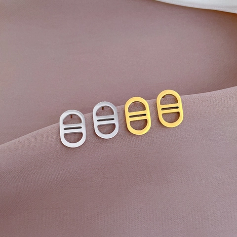 Minimalist Geometric Stud Earrings Titanium Steel Hollow Oval Anchor Link Design For Women