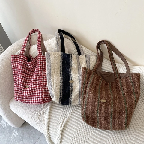 Women Plush Tote Bag Large Capacity Woolen Striped Leopard Print Shoulder Bag Soft Faux Fur Autumn Winter Casual Shopper