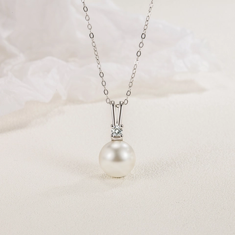 Elegante Collana con Pendente a V in Argento Sterling 925 per Donna con Perla Artificiale e Strass Intarsiati Gioielli Minimalisti