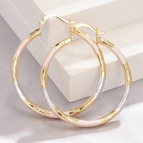 Driekleurige Messing Hoop Oorbellen Schaakbord Textuur Emaille Geometrische Niche Design Sieraden Voor Dames