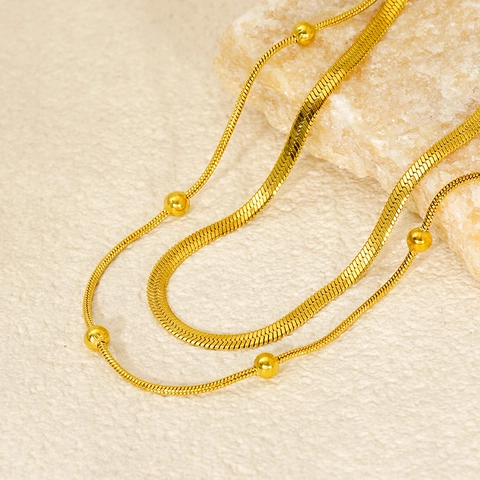 Zwelagige Halskette 18K Vergoldeter Edelstahl Schlangenkette Und Perlenkette Schicker Schmuck Für Damen