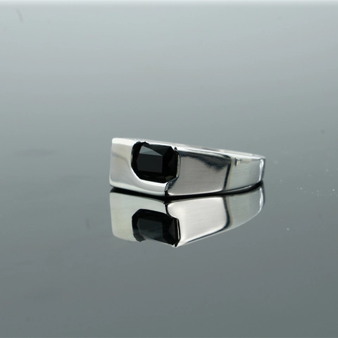 Anillo De Zircón Acero De Titanio Rectangular Corte Esmeralda Piedra Preciosa Banda Ancha Joyería De Moda Minimalista