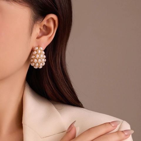 Vintage Teardrop Artificial Pearl Stud Earrings For Women Stainless Steel 18K Gold Plated Niche French Design Ear Jewelry