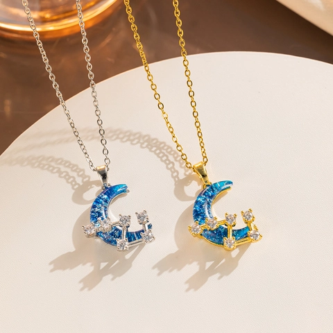 Collar con Colgante de Luna de Ópalo Artificial Azul Cielo Estrellado para Mujer de Acero Inoxidable con Brillantes Estrella