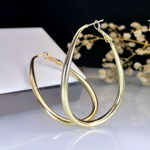 Teardrop Hoop Ohrringe Gold Plattiert Legierung Statement Retro Minimalistisch Schick Schmuck Für Frauen