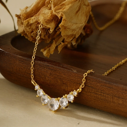 Lujoso Collar Con Colgante de Cara Sonriente de Plata de Ley 925 Con Diamantes de Imitación Cadena de Clavícula Para Mujer Joyería