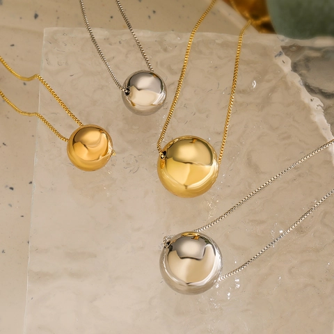 Collana Con Ciondolo Rame Placcato Oro Sfera Rotonda Liscia Minimalista Sferica Retro Stile Semplice Per Donne