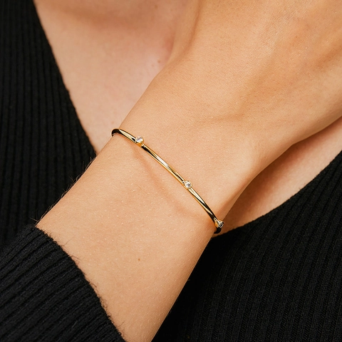 Bracelet Jonc Ouvert en Laiton Plaqué Or 18K Minimaliste pour Femme Bijoux de Mode avec Zirconia Incrusté Réglable Cadeau