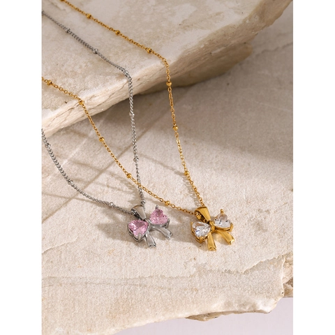 Collana Pendente Fiocco Cuore Zirconia Cubica Acciaio Inossidabile Placcato Oro 18K Catena Satellitare Gioielli Donna