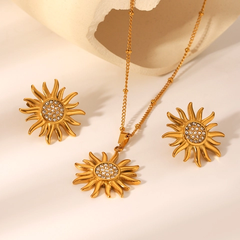 Sunflower Necklace And Earrings Stainless Steel 18K Gold Plated Rhinestone Sun Pendant Jewelry For Women Elegant Vintage