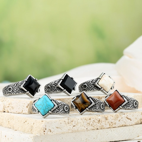 Anillo De Acero Inoxidable Vintage Con Piedra Cuadrada Para Hombres Mujeres Retro Patrón Relieve Joyería Punk Étnica