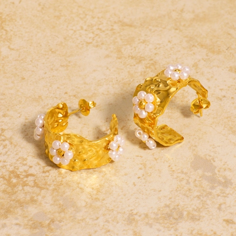 C-Shape Hoop Earrings 18K Gold Plated Stainless Steel Artificial Pearl Flower Textured Waterproof Hypoallergenic Vintage For Women