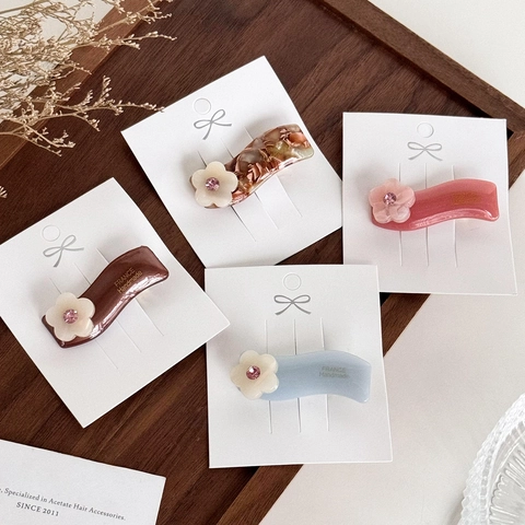Elegant Flower Acetate Hair Clip With Rhinestone Decorative Wave Duckbill Side Pin For Women