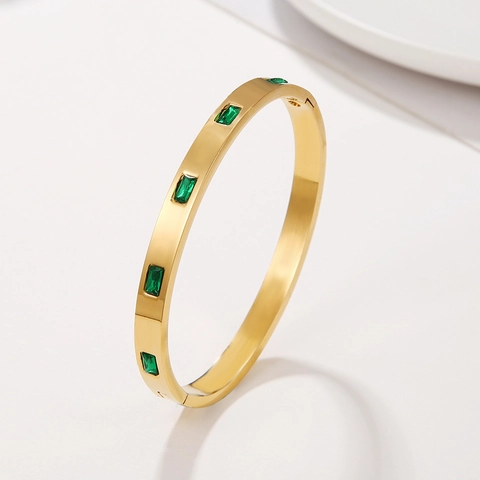 Vintage French Style Stainless Steel Bangle Bracelet For Women With Green Zirconia Open Cuff Elegant Fashion Jewelry