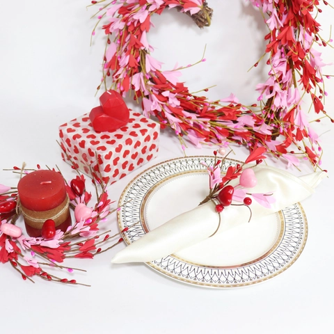 Herz Serviettenring Valentinstag Beeren Blumen Dekor Hochzeit Romantisches Abendessen Handgefertigtes Schaumstoff Draht Zubehör