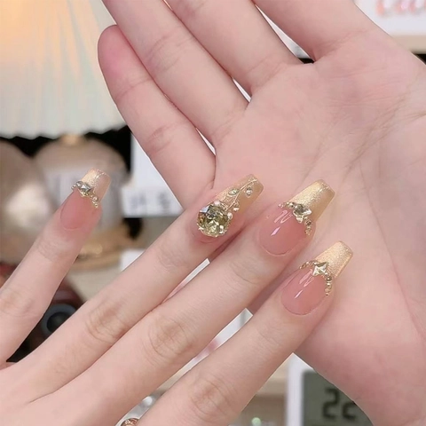 Lange Coffin Press On Nails Französisches Katzenauge Champagnergold Glitzer Strassstein Nude Pink Glänzend Luxus Für Frauen