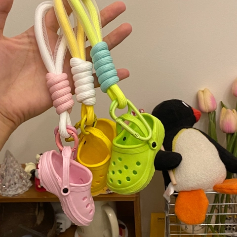Mini Garden Clog Shoes Keychain Plastic Hole Shoe Bag Pendant Braided Rope Hook Dopamine Candy Color Creative Novelty Gift