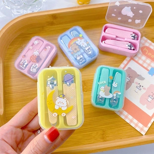 Draagbare Cartoon Nagelknipper Set Roestvrijstalen Manicure Gereedschap Met Schattige Beer Konijn Opbergdoos Voor Vrouwen Reizen Thuis