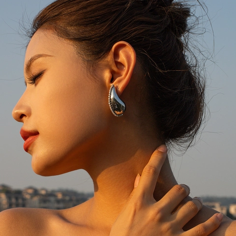 Stainless Steel Waterdrop Hoop Earrings For Women Fashion 18K Gold Plated Rhinestone Inlaid Geometric Arc Dangle Earrings Jewelry