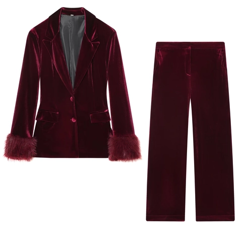 Blazer E Pantaloni In Velluto Bordeaux Co Ord Con Polsini In Pelliccia Sintetica Per Donna