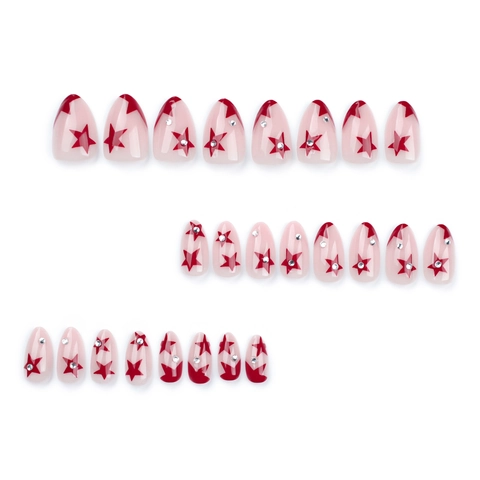 Unghie Finte A Mandorla Con Motivo A Stella Rossa Base Rosa Nude Con Strass Argentati Unghie Alla Moda Per Donna