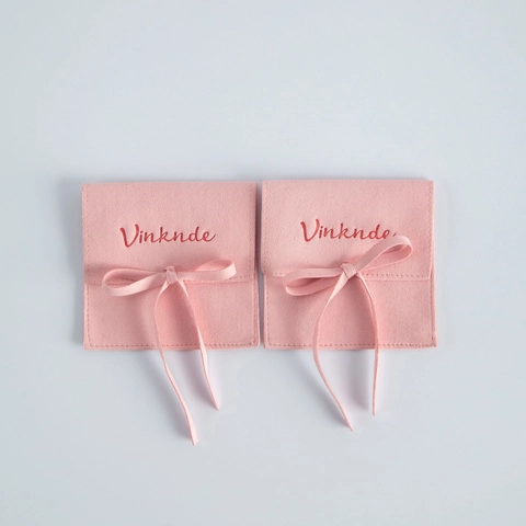 Bolsa de joyería de gamuza de microfibra rosa bolsa de embalaje de gamuza cuadrada con lazo de cinta para almacenamiento de joyas anillo collar bolsa de regalo