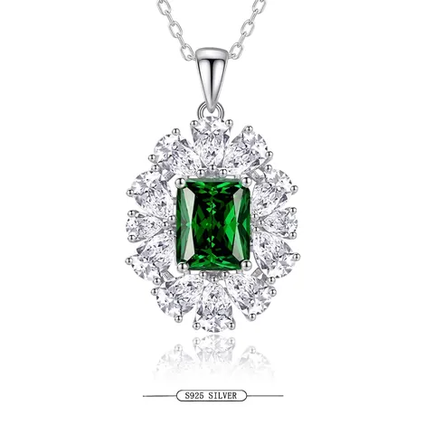 Retro 925 Sterling Silver Pendant Necklace For Women Emerald Cut Zirconia Halo Chain Jewelry For Wedding Party Elegant Accessory