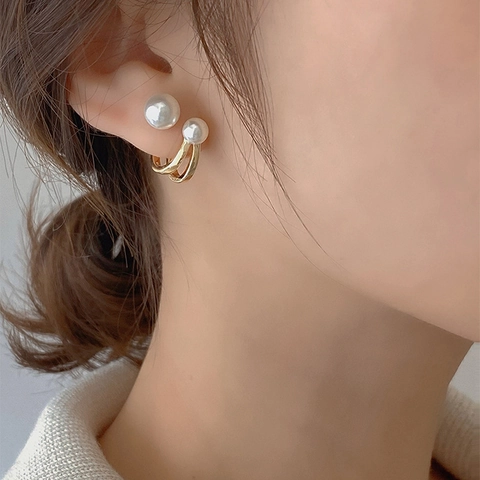 C-Shaped Layered Artificial Pearl Ear Studs Alloy Geometric Earrings With Silver Earring Post For Women Elegant Chic Minimalist