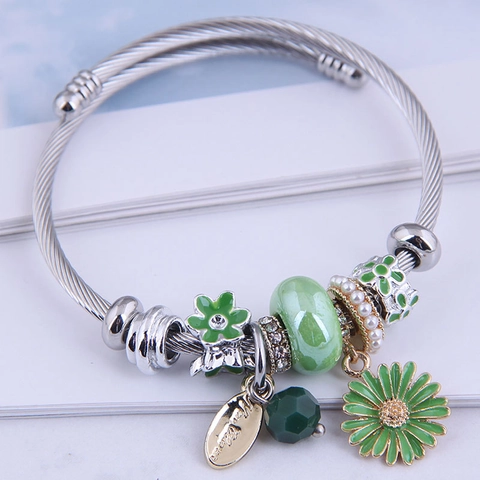 Bracciale Rigido Con Perline Fiore Di Margherita Filo Di Acciaio Inossidabile Lega Smalto Cristallo Regolabile Per Donne