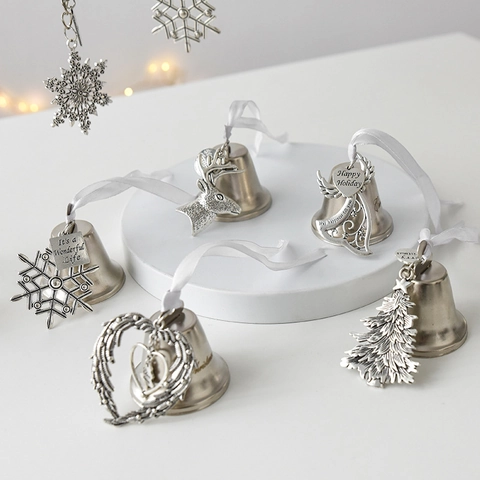 Christmas Metal Bell Ornaments Vintage Retro Snowflake Reindeer Angel Heart Hanging Decoration For Holiday Home Tree