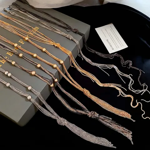 Collar De Cadena De Hierro De Múltiples Capas Borla Largo Lariat Nudo Diseño Joyería De Moda Minimalista Para Mujeres