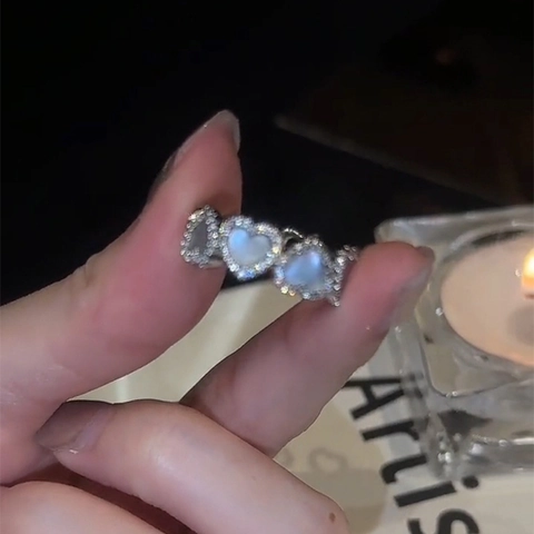 Élégante Bague Ouverte en Cuivre avec Zirconia Cœur Étoile Géométrique pour Femme Ajustable Mode Sophistiquée Bijou de Fête Quotidien Bague de Doigt