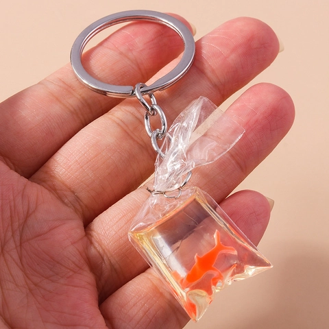 Creatieve Transparante Waterzak Goudvis Sleutelhanger Metaal Kunststof Sleutelring Nieuwigheid Oranje Vis Hanger Cadeau Voor Vrienden