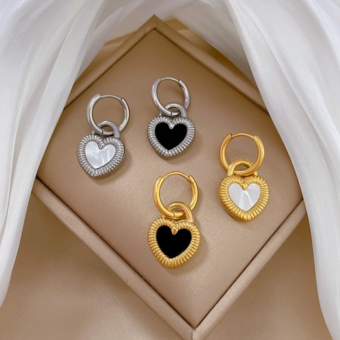 Orecchini A Cerchio Cuore Minimalisti Acciaio Titanio Con Pendente Conchiglia E Smalto Gioielli Eleganti Da Donna Stile Retrò
