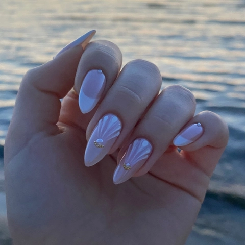 Faux Ongles French Press On Forme Amande Longue Texture Coquille Rose Perlé Avec Micro Billes Dorées Manucure Élégante Pour Femmes