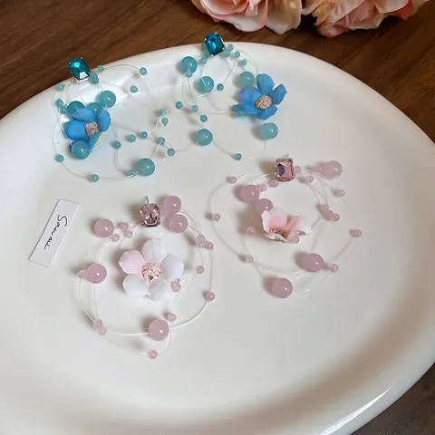 Orecchini A Nappa Con Fiori In Tessuto Perle Di Vetro E Perno In Argento Sterling 925 Per Donne Romantiche