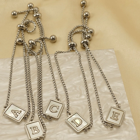 Bracciale Con Iniziale In Acciaio Inossidabile Madreperla Ciondolo Quadrato Chiusura Scorrevole Regolabile Gioiello Donna