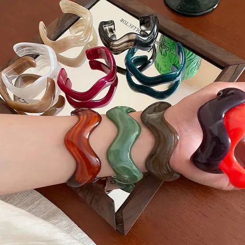 Brazalete De Acrílico Ondulado Para Mujer Pulsera Abierta De Resina Irregular Joyería De Moda Vintage Francesa Simple