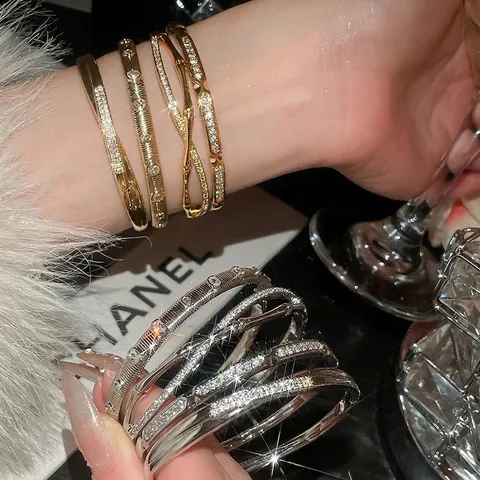 Gold Plated Copper Bangle For Women Simple Versatile Zircon Pavé Cuff Bracelet Luxury Elegant Jewelry
