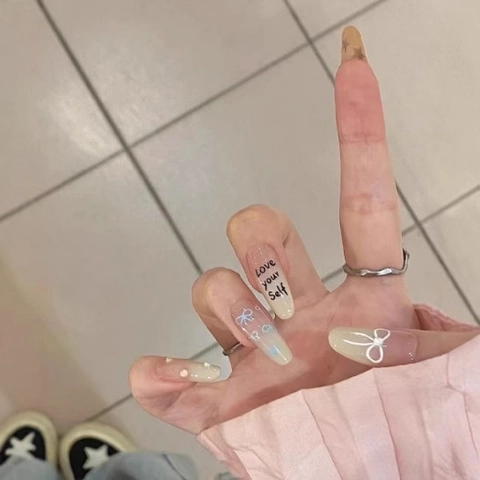 Handgefertigte Press On Nails Mandelform Lang Farbverlauf Rosa Mit Strass Schleife Stern Kunst Französischer Stil Slogan Elegant Damen