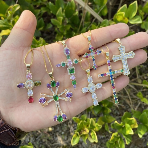 Collana Con Pendente A Croce Rame Zirconia Cubica Placcato Oro 18K Gioielli Hip Hop Per Donne Pietra Colorata
