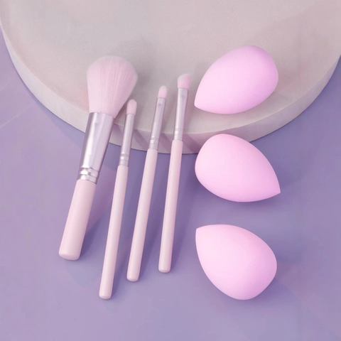 Pink Makeup Brush Set With Beauty Sponges Synthetic Fiber Bristles Wood Handle Portable Beauty Tools