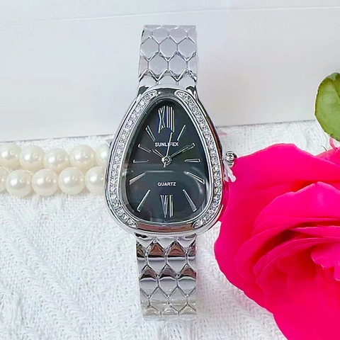 Snake Head Shaped Quartz Watch For Women With Rhinestones Stainless Steel Strap Vintage Elegant Analog Wristwatch