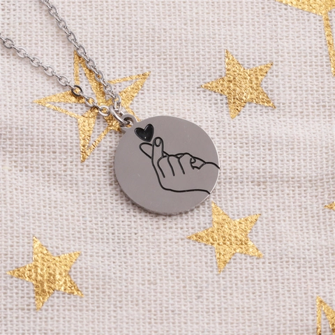 Collana Con Ciondolo Gesto Del Cuore In Acciaio Inossidabile Disco Tondo Catena O Gioielli Hip Hop Minimalisti Donna Uomo