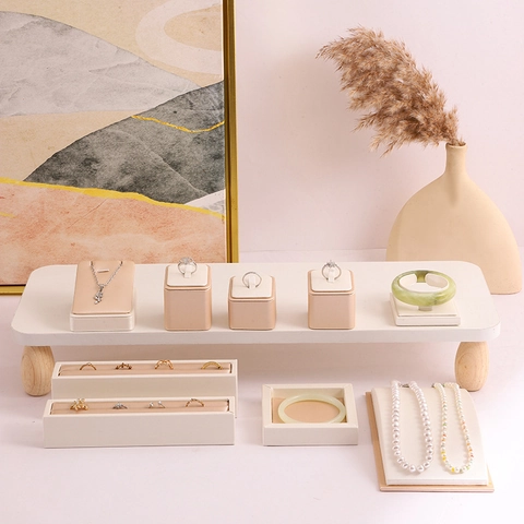 PU Leather Jewelry Display Stand Organizer Rack For Necklace Ring Earring Bracelet Counter Props Elegant Champagne Gold