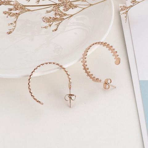 Stainless Steel C Shape Hoop Earrings With Earring Post Fishbone Ribbed Spiked Geometric Minimalist Women