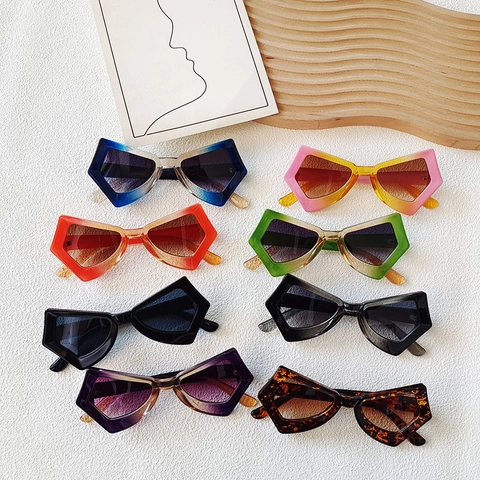 Fashion Oversized Butterfly Sunglasses Women Geometric Cat Eye Resin PC Frame UV400 Protection Gradient Lens Trendy Eyewear