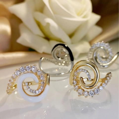 Lussuoso Anello a Spirale in Rame con Zirconia per Donna Moda Effetto Smalto Goccia d'Olio Cerchio Geometrico Anello Aperto