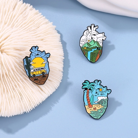 Kreative Emaille Brosche Herzform Legierung Naturlandschaft Wald Strand Wüste Kunst Abzeichen Kleidung Tasche Zubehör