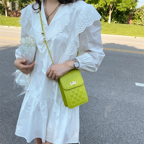 Quilted Crossbody Phone Bag PU Leather Mini Shoulder Purse With Adjustable Chain Strap Metal Turn Lock For Women